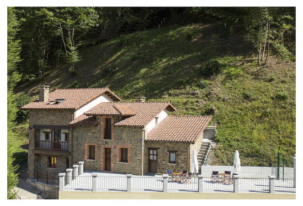 Casa Rural Manuel De Pepa Xuaca Tuilla Екстер'єр фото