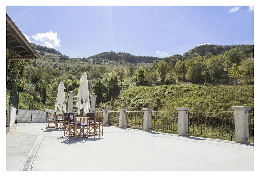 Casa Rural Manuel De Pepa Xuaca Tuilla Екстер'єр фото